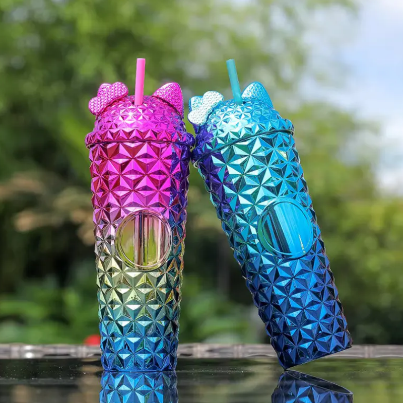 The Tumbler with Straw Is Becoming A Trend